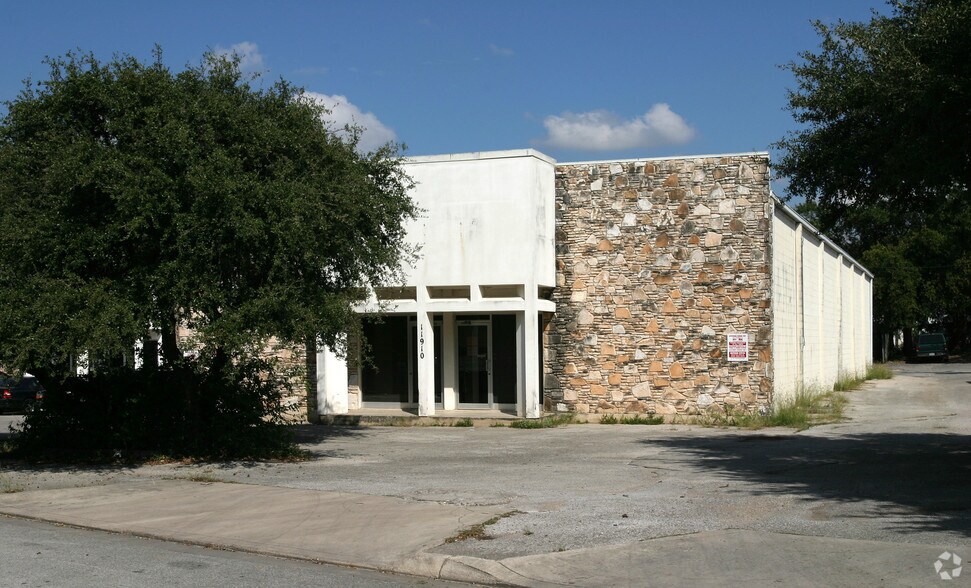 11910 Radium St, San Antonio, TX à louer - Photo du bâtiment - Image 3 de 5