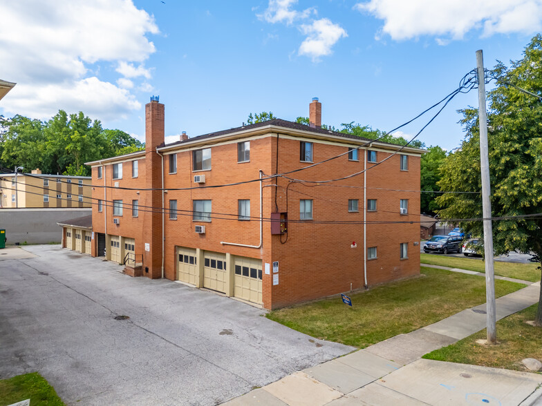 16218 Maple Heights Blvd, Maple Heights, OH à vendre - Photo du bâtiment - Image 1 de 1