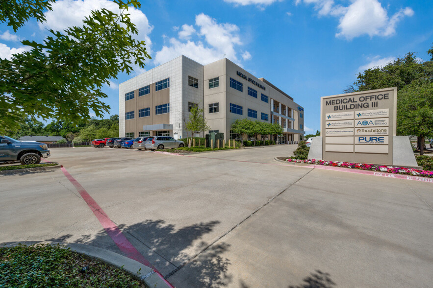 2005 W Park Dr, Irving, TX for lease - Building Photo - Image 1 of 14