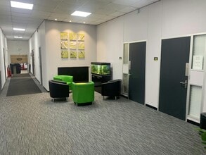 Lynchborough Rd, Liphook for lease Interior Photo- Image 2 of 7