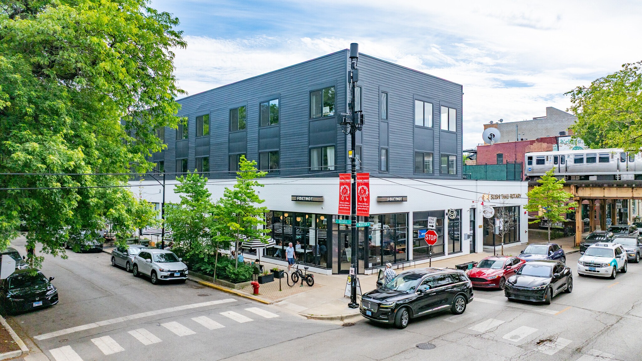 935 W Webster Ave, Chicago, IL à vendre Photo du bâtiment- Image 1 de 9
