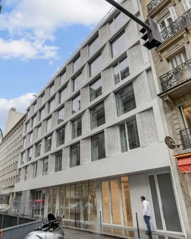 31 Rue Du Colisée, Paris à louer Photo du bâtiment- Image 1 de 35