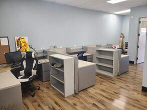 2401 S Colorado Blvd, Denver, CO for lease Interior Photo- Image 2 of 11