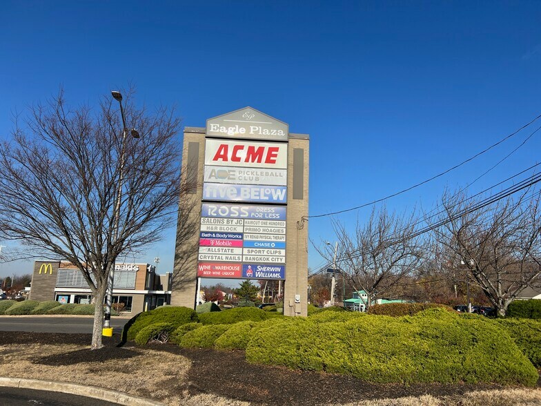 700 Haddonfield Berlin Rd, Voorhees, NJ for lease - Building Photo - Image 3 of 4