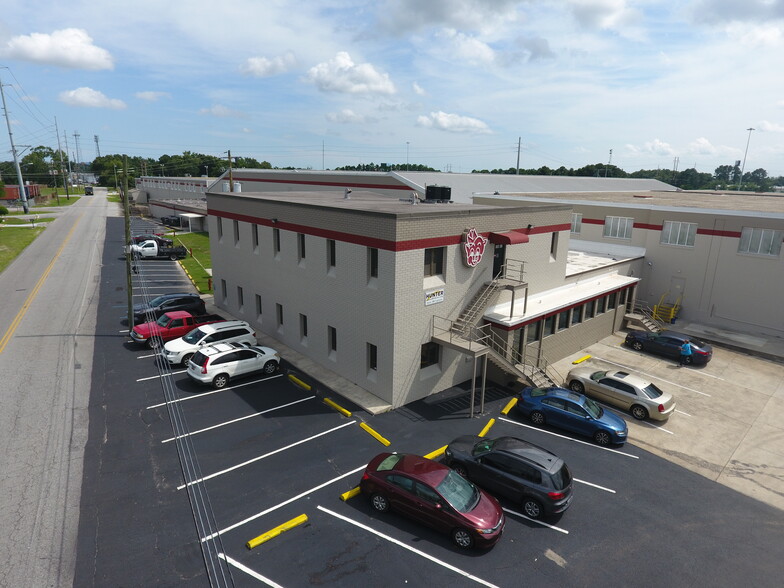 4401 Piggly Wiggly Dr, North Charleston, SC for lease - Building Photo - Image 2 of 8