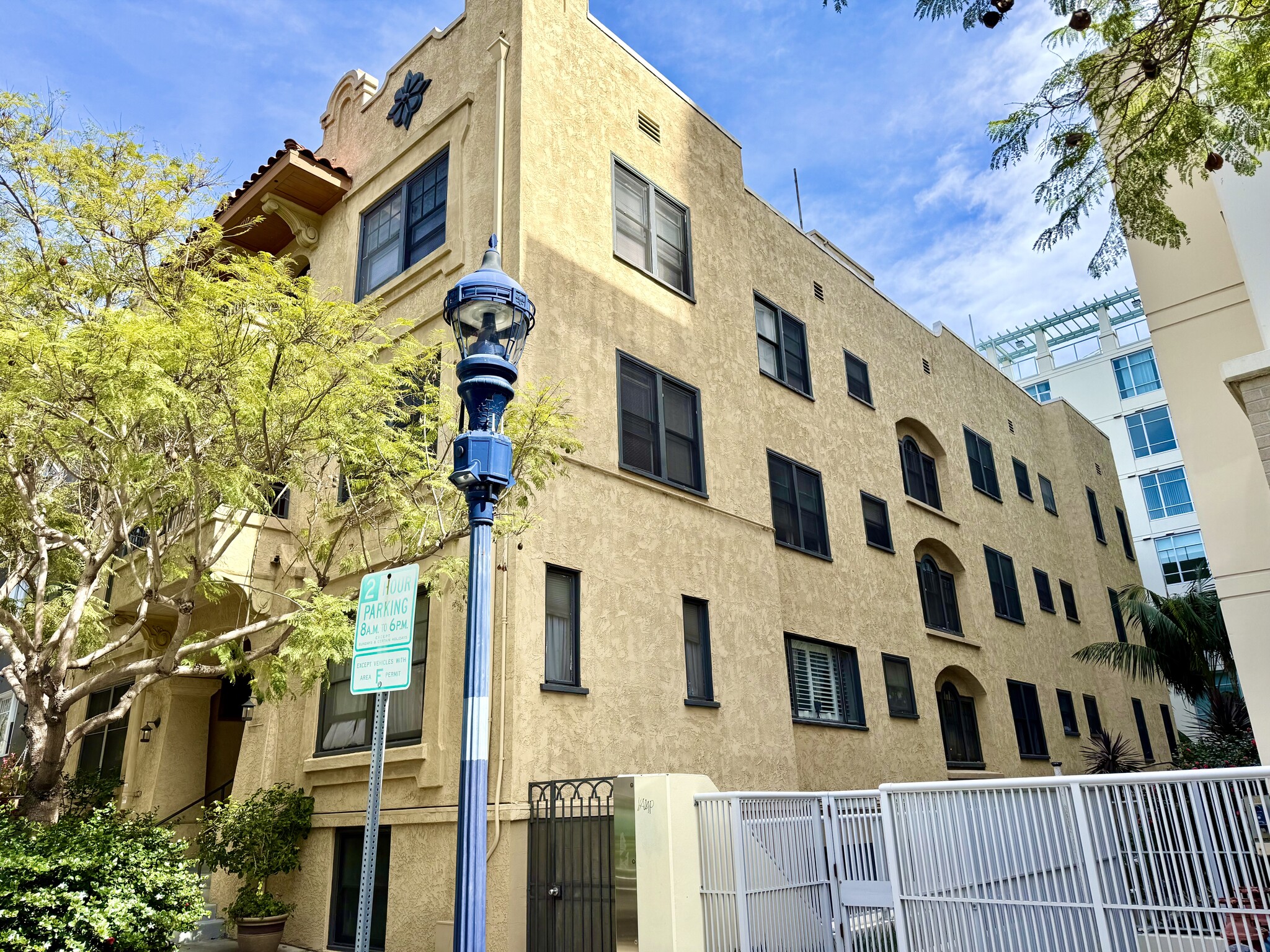 1541 8th Ave, San Diego, CA à vendre Photo principale- Image 1 de 20