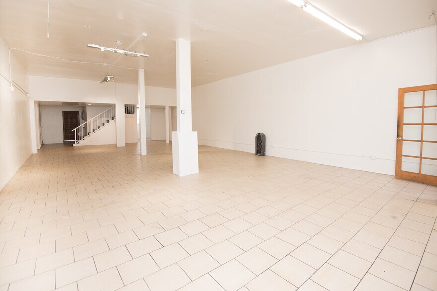 5011 W Adams Blvd, Los Angeles, CA à vendre - Photo intérieure - Image 2 de 14
