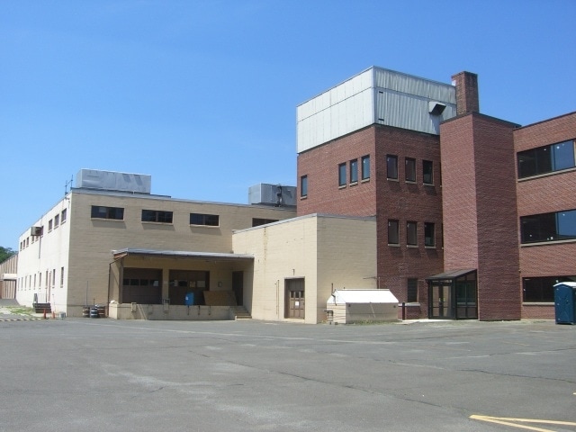 48 Shelter Rock Rd, Danbury, CT for sale - Building Photo - Image 2 of 2