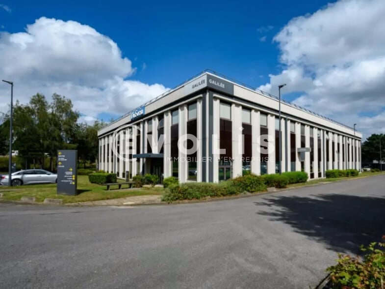 Flex in Antony for lease - Building Photo - Image 3 of 8