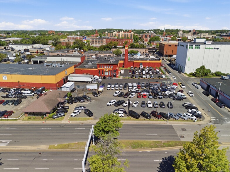 295 Lynnway, Lynn, MA à louer - Photo du bâtiment - Image 3 de 3