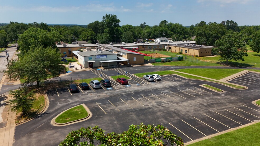 1002 Sunset Ave, Jacksonville, TX for sale - Building Photo - Image 3 of 52