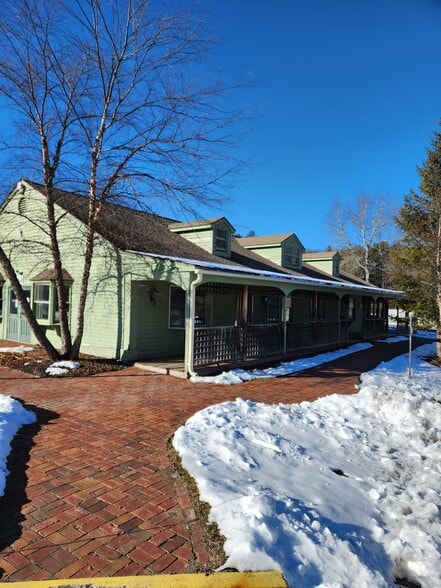 Lenox Commons portfolio of 6 properties for sale on LoopNet.ca - Building Photo - Image 3 of 8