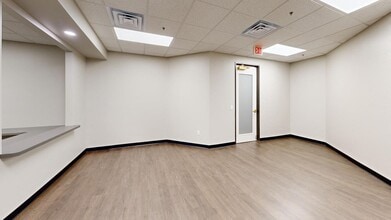 7425 E Shea Blvd, Scottsdale, AZ à louer Photo du bâtiment- Image 2 de 16