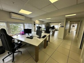 Commerce de détail dans Ivry-sur-Seine à louer Photo intérieure- Image 1 de 2