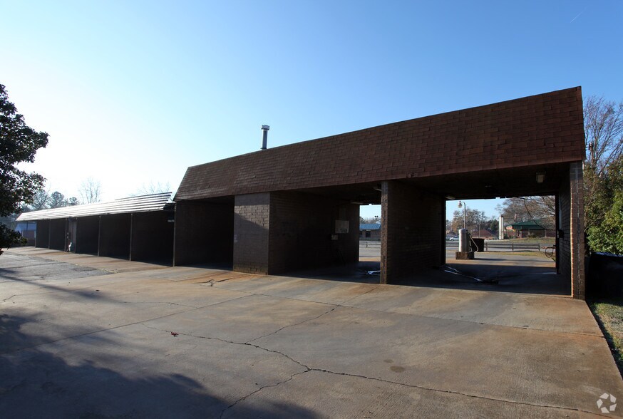207 E Butler Rd, Mauldin, SC à vendre - Photo du bâtiment - Image 3 de 3