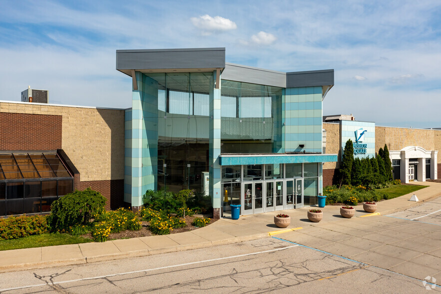 4677-4899 Fashion Square Mall, Saginaw, MI à vendre - Photo principale - Image 1 de 1