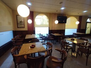 Retail in Quintanar de la Orden, Toledo for lease Interior Photo- Image 2 of 7