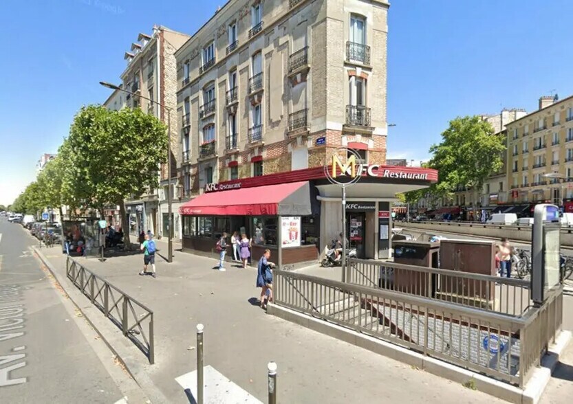 Retail in Boulogne-Billancourt for lease - Building Photo - Image 1 of 1