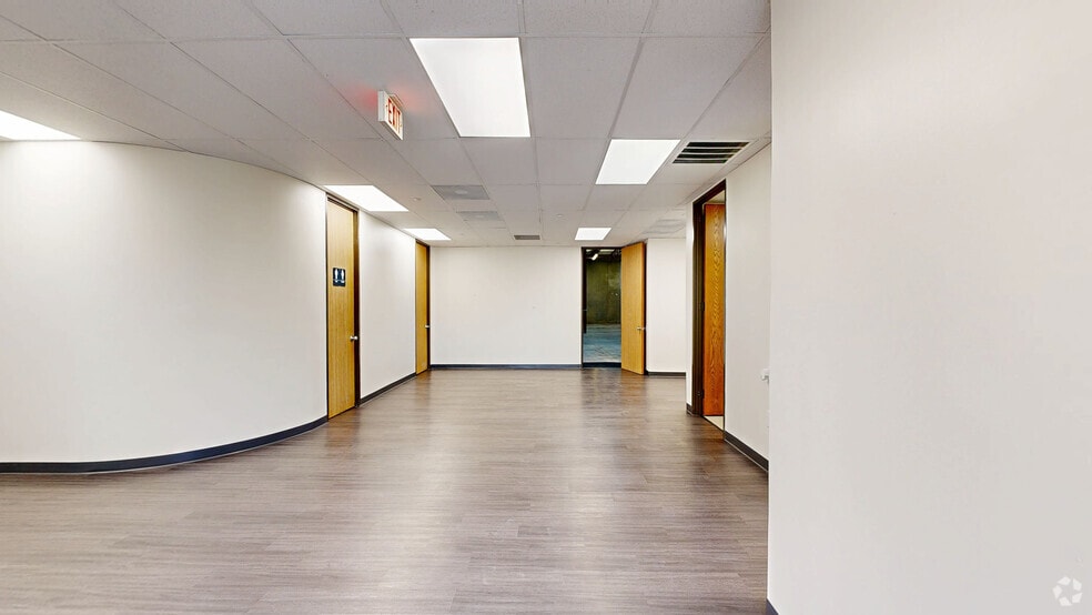 8303-8317 Knight Rd, Houston, TX for lease - Matterport 3D Scan - Image 2 of 9