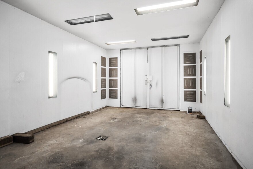 119 Walling St, McMinnville, TN à vendre - Photo du bâtiment - Image 2 de 9