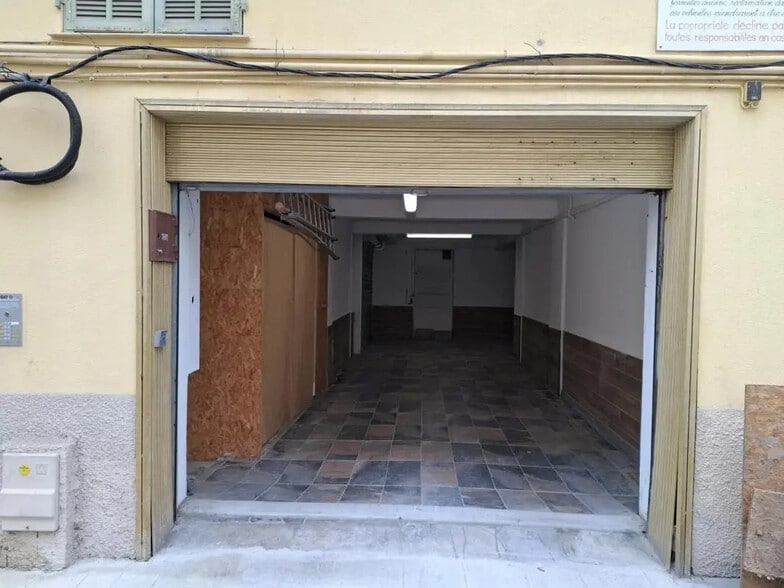 Industrial in Nice for sale - Building Photo - Image 2 of 3