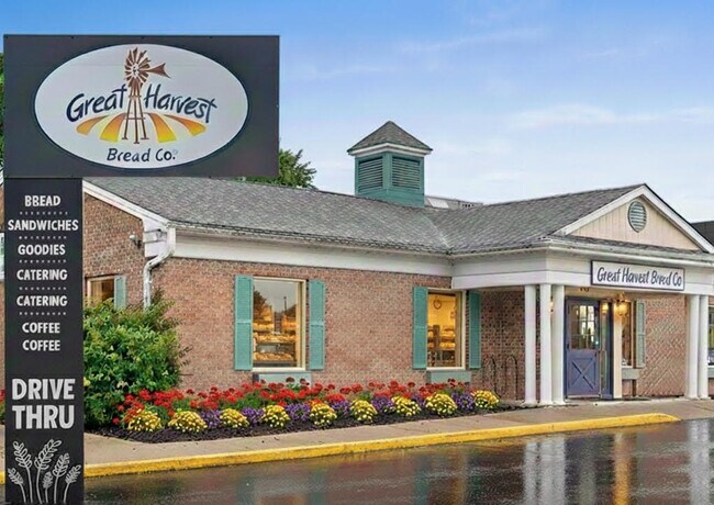 More details for 802 George St, De Pere, WI - Retail for Sale