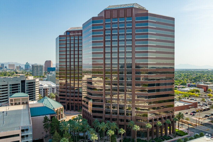 2929 N Central Ave, Phoenix, AZ à louer - Photo du bâtiment - Image 2 de 5