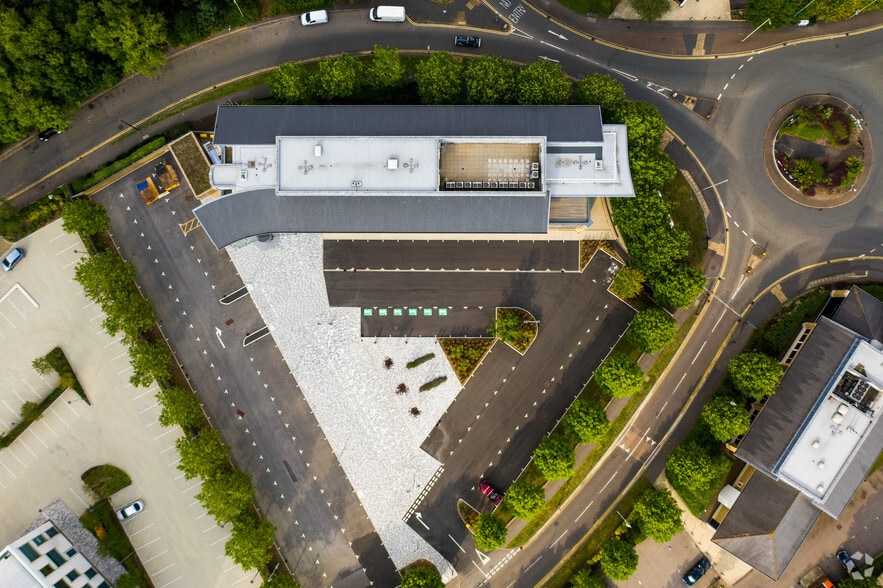 400 Dashwood Lang Rd, Addlestone à louer - Aérien - Image 2 de 15