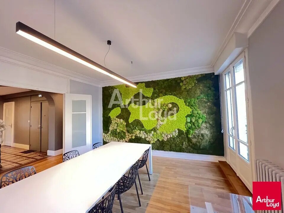 Office in Rennes for lease Building Photo- Image 1 of 5