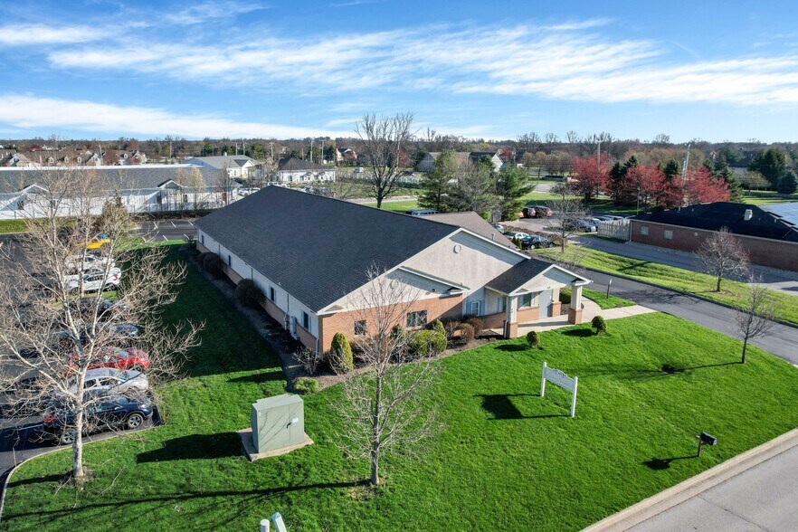 40 Clairedan Dr, Powell, OH à louer - Photo du bâtiment - Image 3 de 37