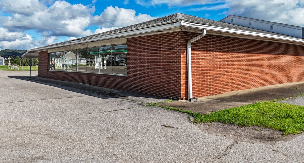 38140 OH-7, Newport, OH à vendre - Photo du bâtiment - Image 3 de 39
