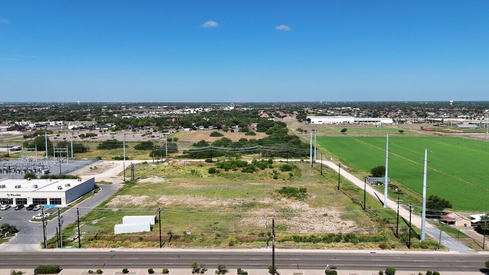 1617 Ware rd, McAllen, TX à vendre - Vidéo sur l’inscription commerciale - Image 3 de 35