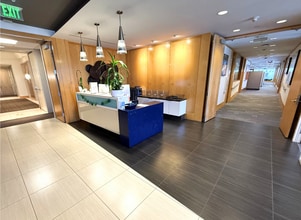 10880 Wilshire Blvd, Los Angeles, CA for lease Interior Photo- Image 1 of 11