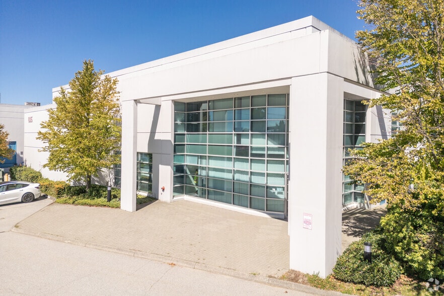 8755 Ash St, Vancouver, BC à louer - Photo principale - Image 3 de 18