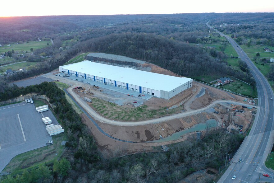 1100 Springfield Hwy, Goodlettsville, TN à louer - Photo principale - Image 1 de 6