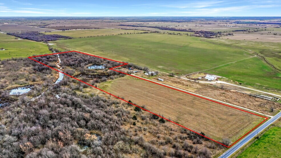 Southmayd Rd, Collinsville, TX à vendre - Photo du bâtiment - Image 2 de 26