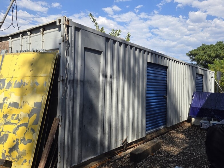 758 Foisy st, San Bernardino, CA for lease - Building Photo - Image 2 of 4