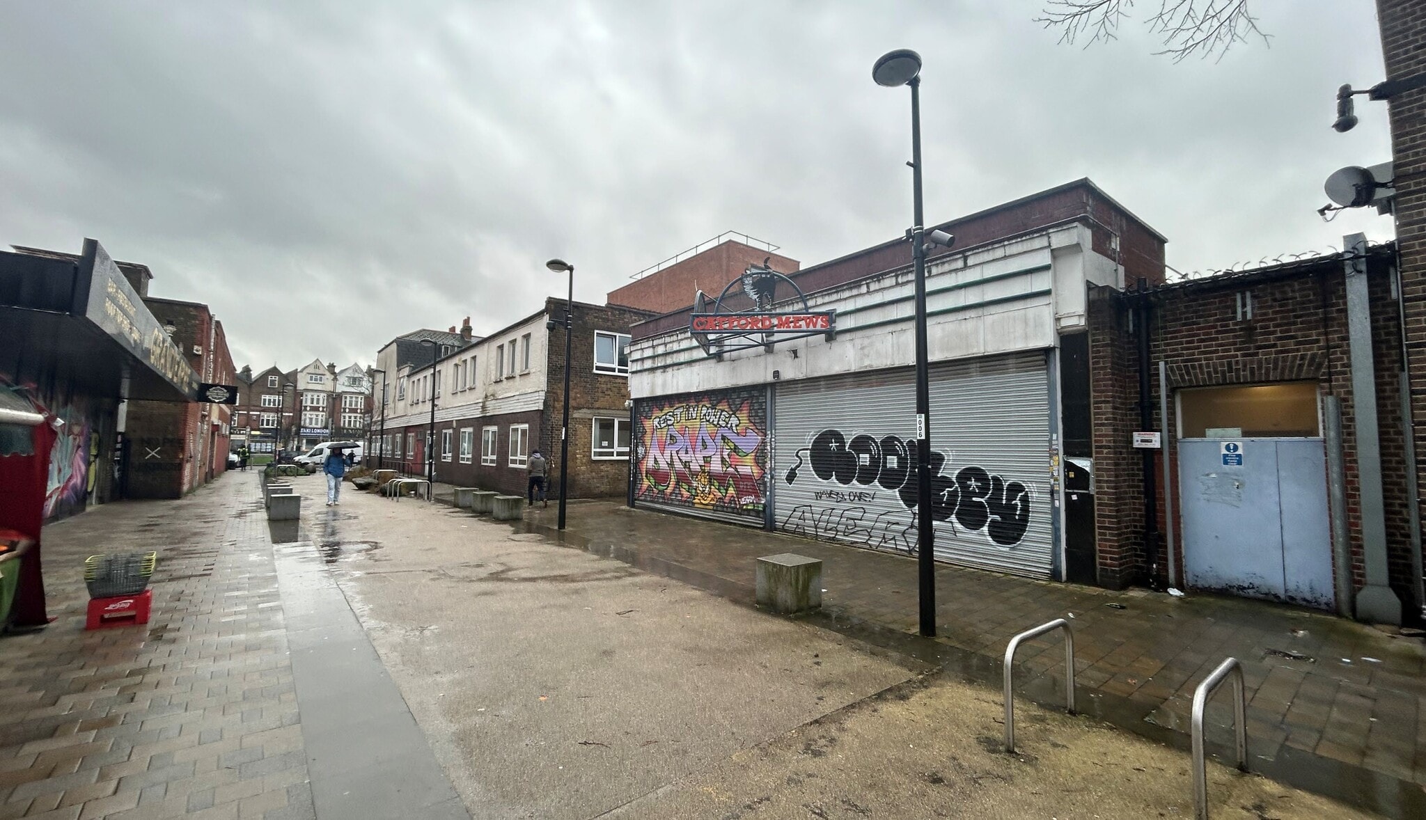 11 Holbeach Rd, London for lease Primary Photo- Image 1 of 3