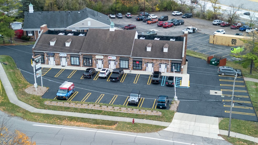 42815-42865 5 Mile Rd, Plymouth, MI for sale - Building Photo - Image 1 of 46