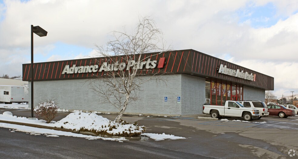 609 Market St, Tazewell, VA for lease - Primary Photo - Image 2 of 4
