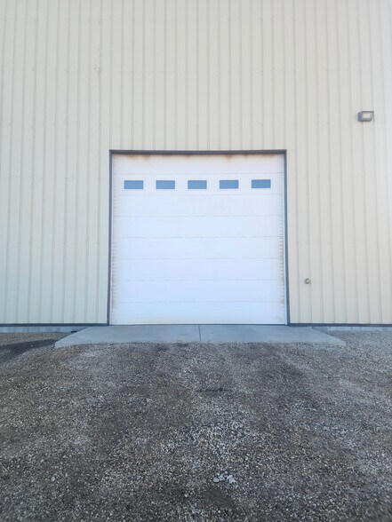 26904 Acheson Rd, Acheson, AB à vendre - Photo du bâtiment - Image 2 de 5