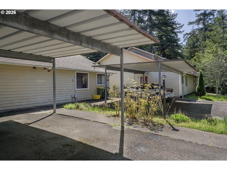 1310-1390 Spruce St, Florence, OR for sale - Building Photo - Image 3 of 21