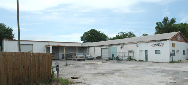 More details for 4616 N Clark Ave, Tampa, FL - Industrial for Lease