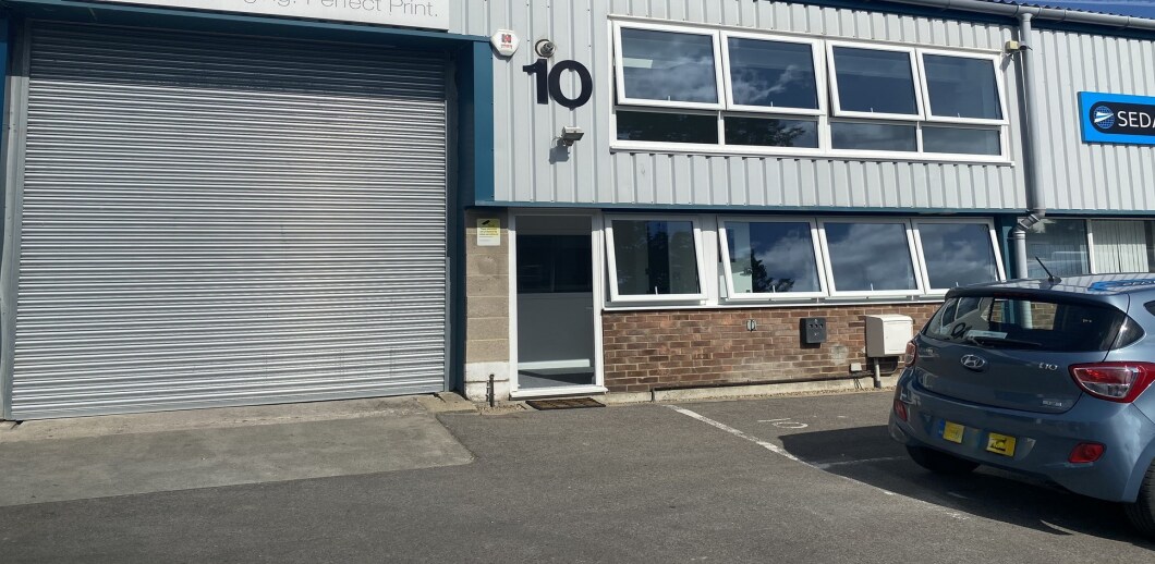 Meadow Rd, Worthing à louer Photo du bâtiment- Image 1 de 1