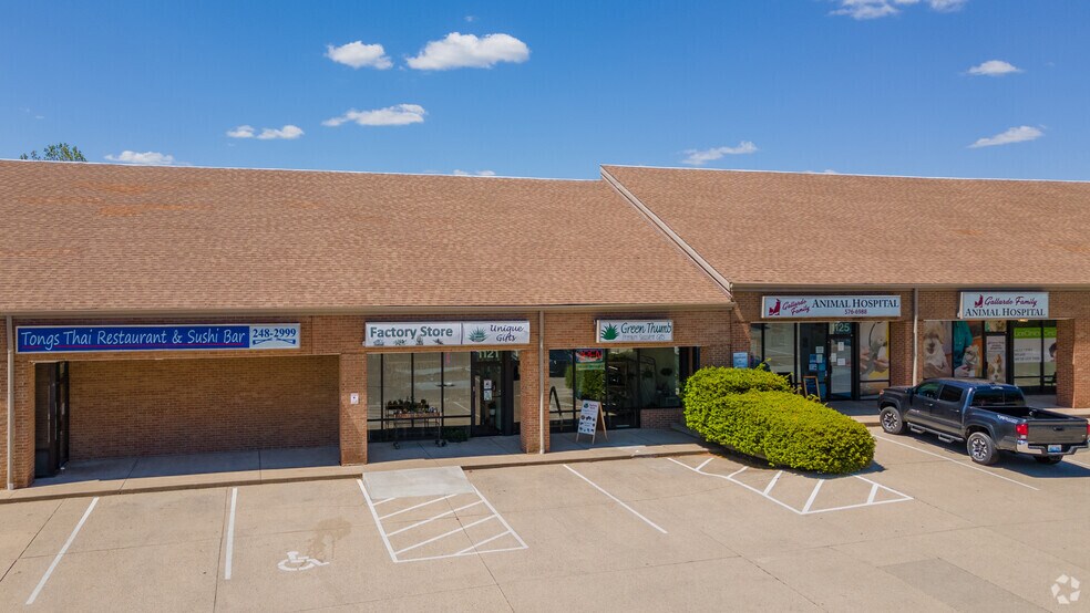 1145 Main St, Milford, OH à louer - Photo du bâtiment - Image 2 de 17