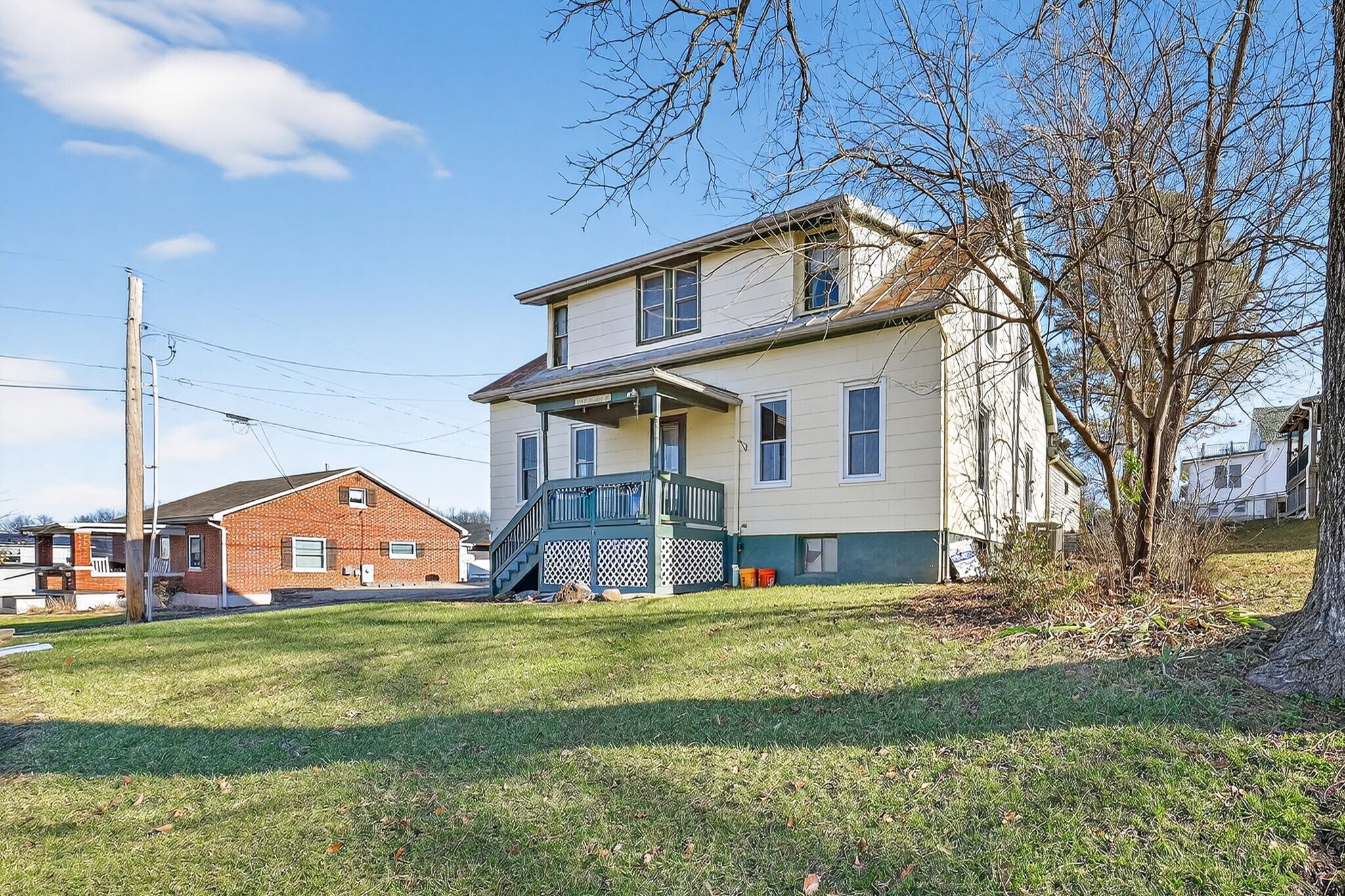 1011 Market St, Hermann, MO for sale Primary Photo- Image 1 of 33