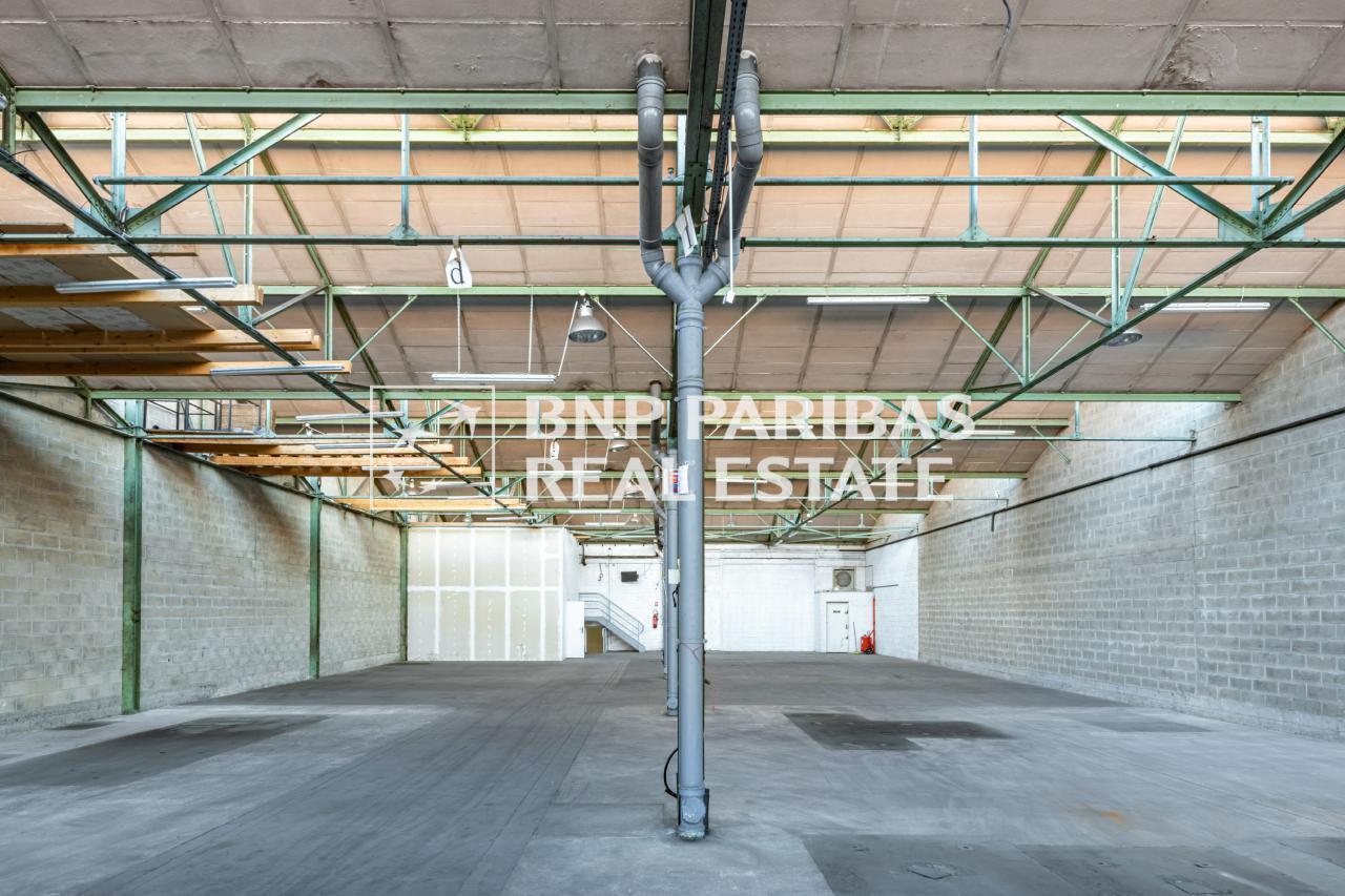 Flex in Pantin for sale Interior Photo- Image 1 of 9