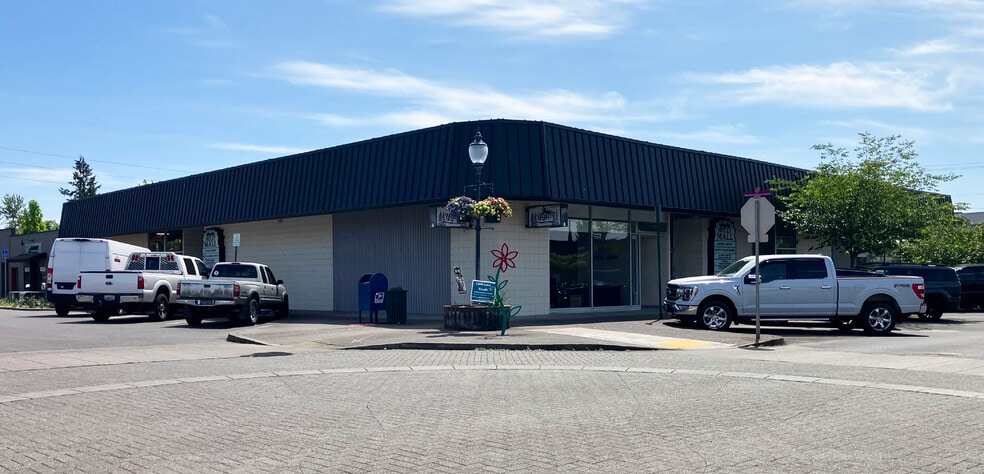 231-249 NW 2nd Ave, Canby, OR for sale - Building Photo - Image 2 of 8