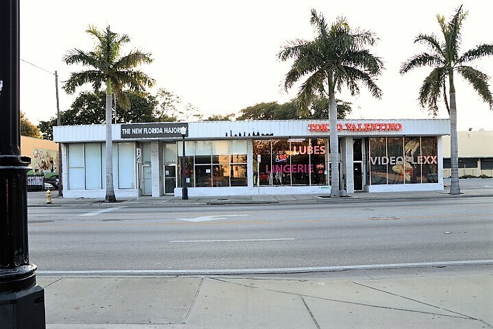 8310-8330 Biscayne Blvd, Miami, FL à louer - Photo du bâtiment - Image 2 de 4