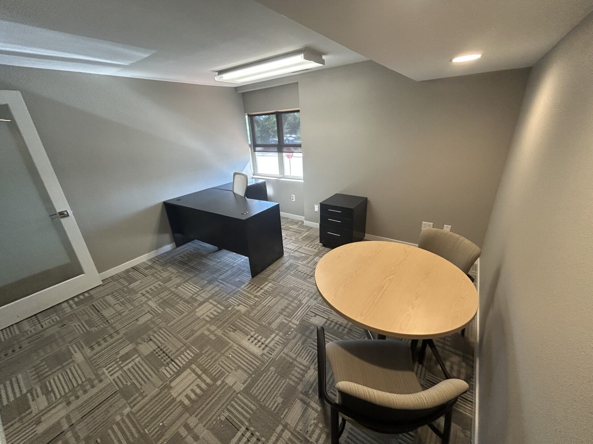 841 Front St, Louisville, CO for lease Interior Photo- Image 1 of 2